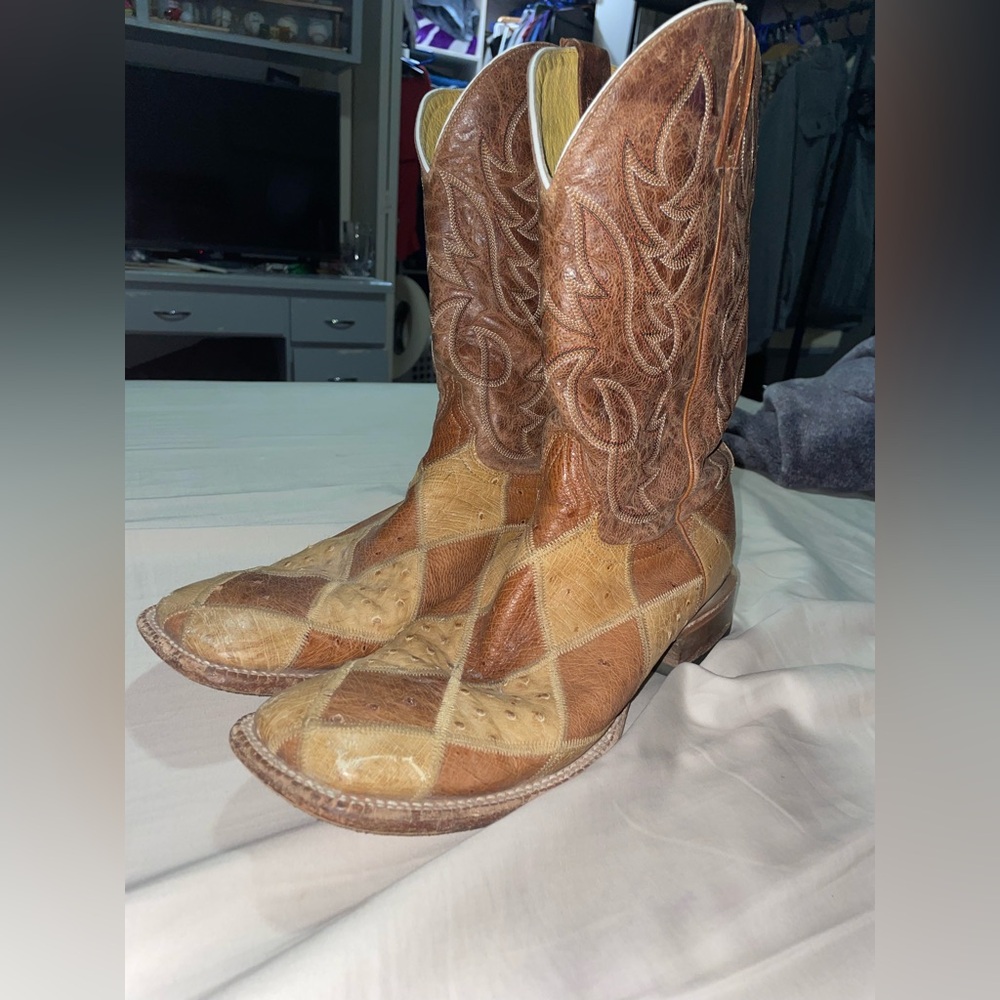 Checkered print Boots